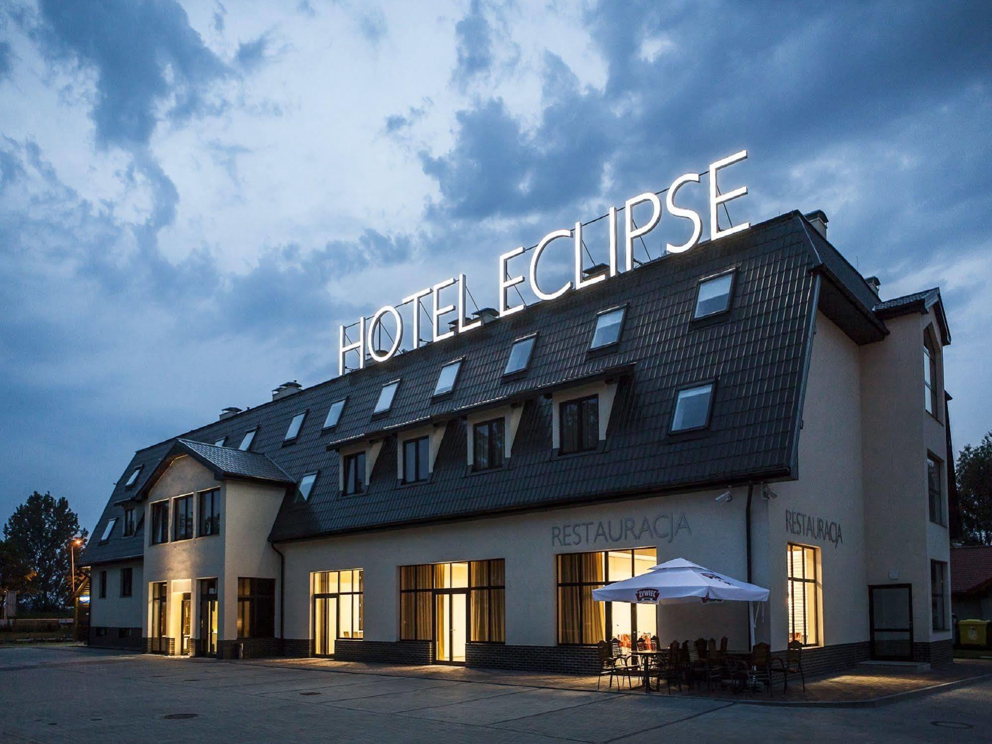 Hotel Eclipse Domaslaw ภายนอก รูปภาพ